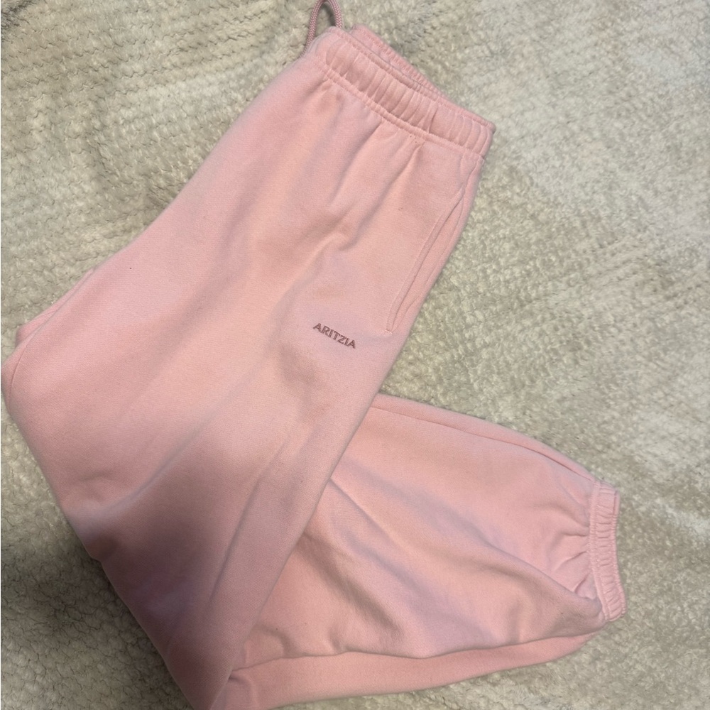 Aritzia Women's Pink Joggers